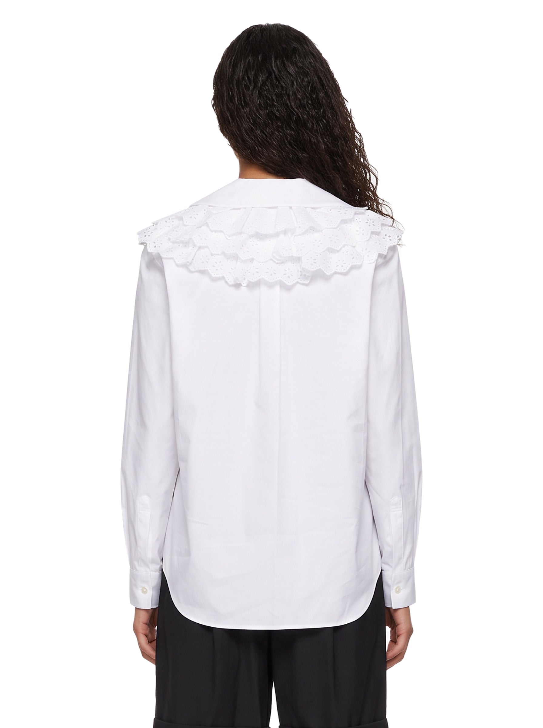 Camicia con colletto Peter Pan in bianco 