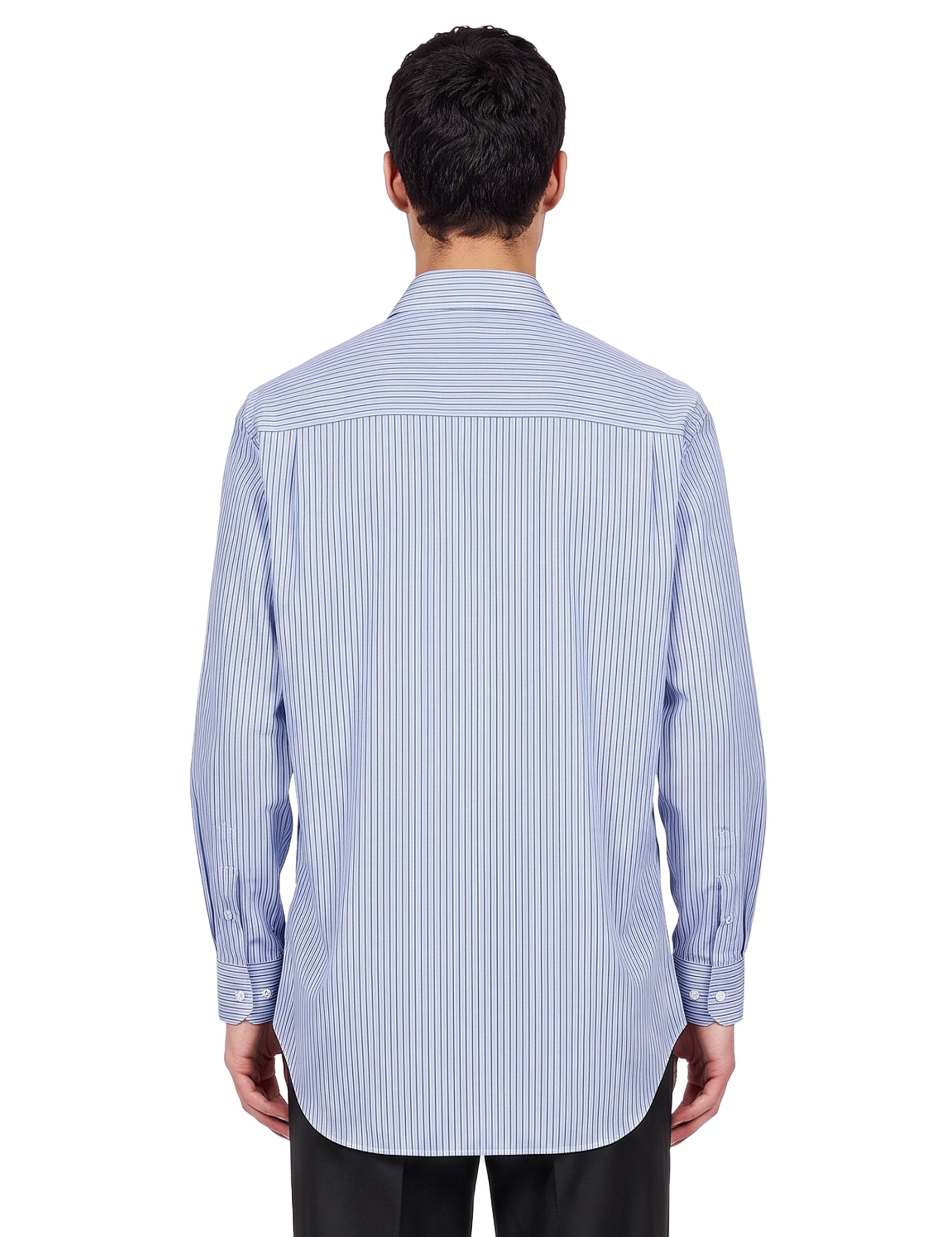 Camicia classica con colletto in azzurro 