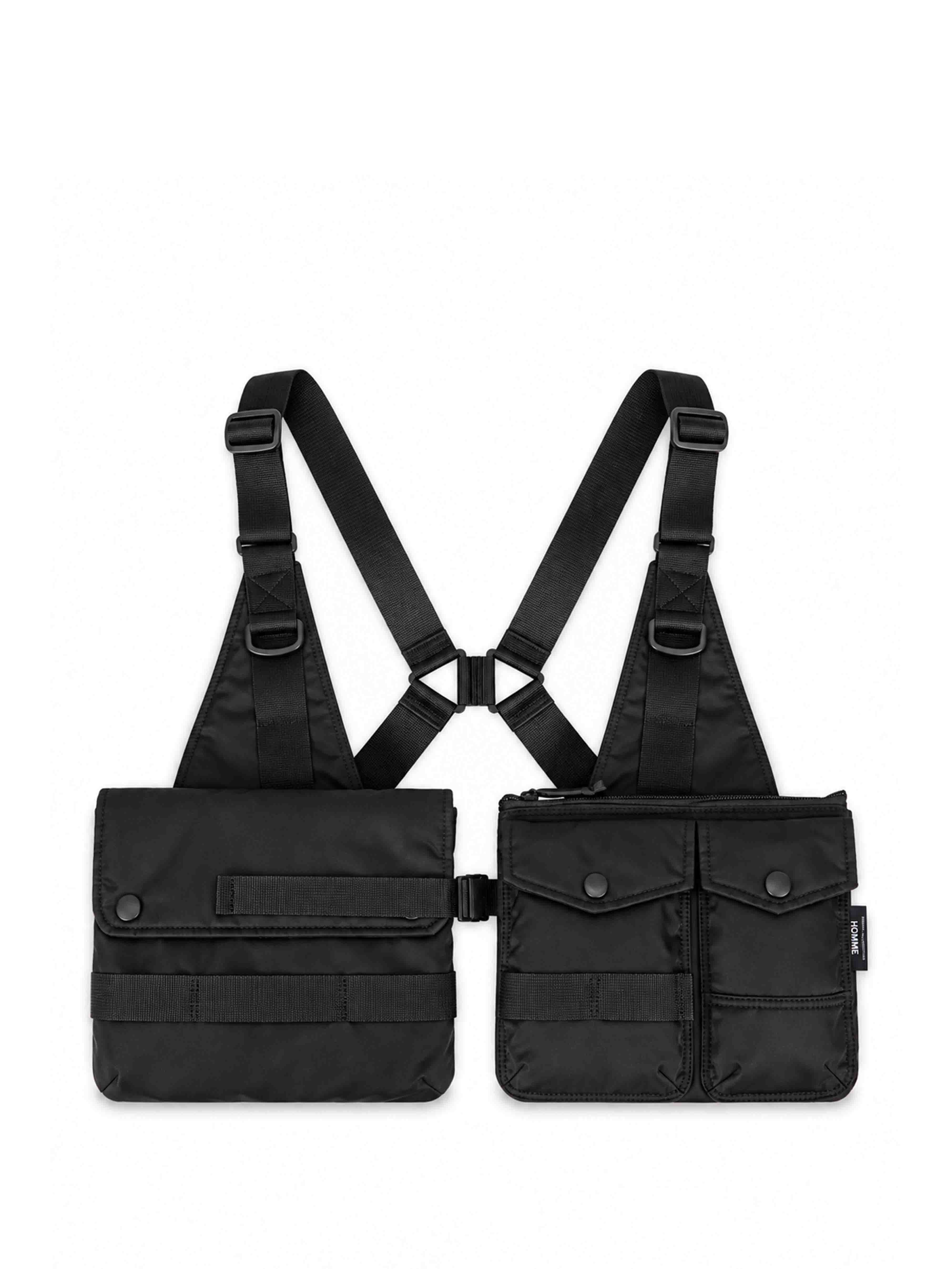 Imbracatura con tasche in nero 