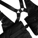 Imbracatura con tasche in nero 