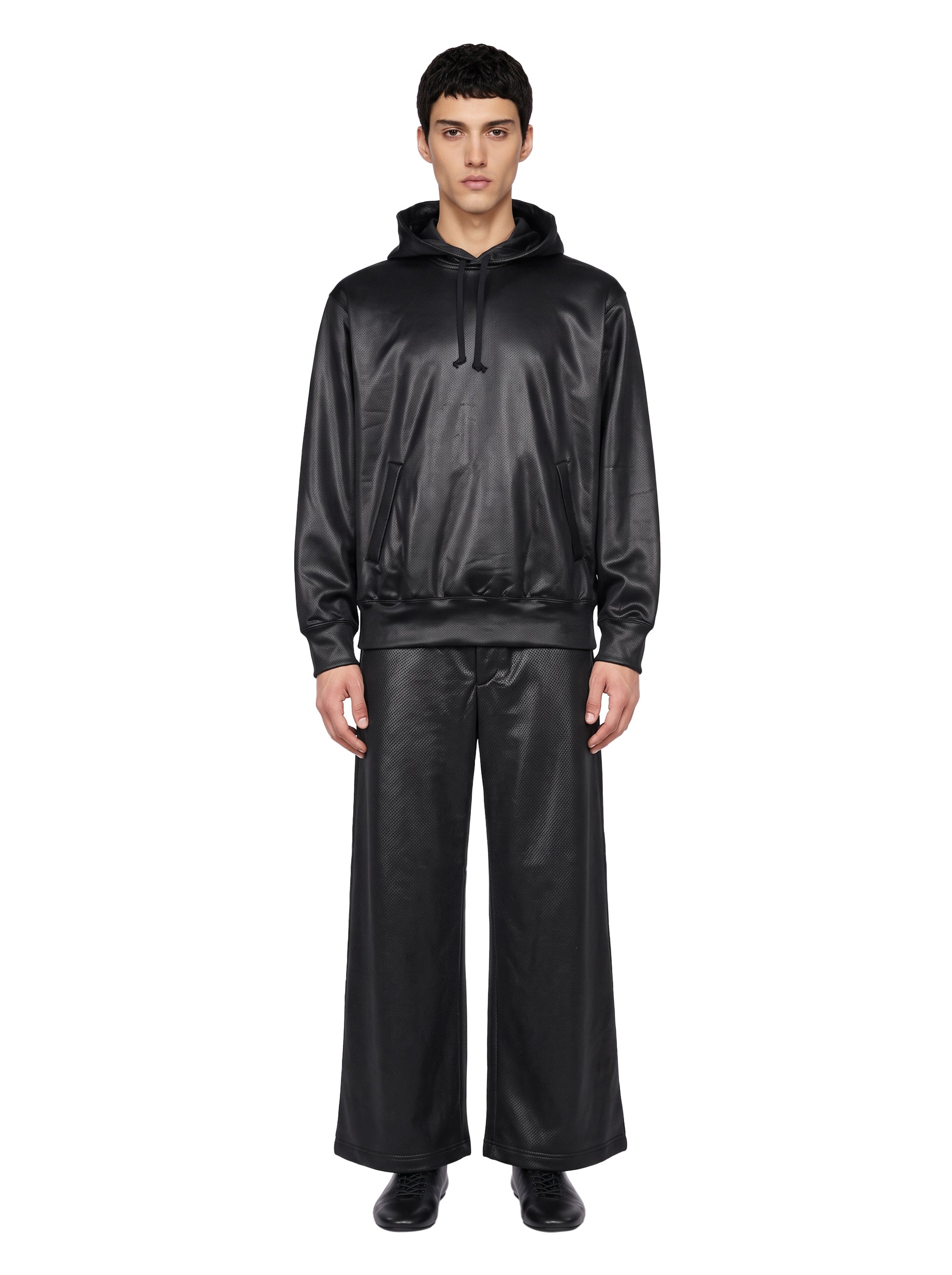 Felpa in satin nero 