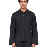 T-shirt con colletto polo in nero 
