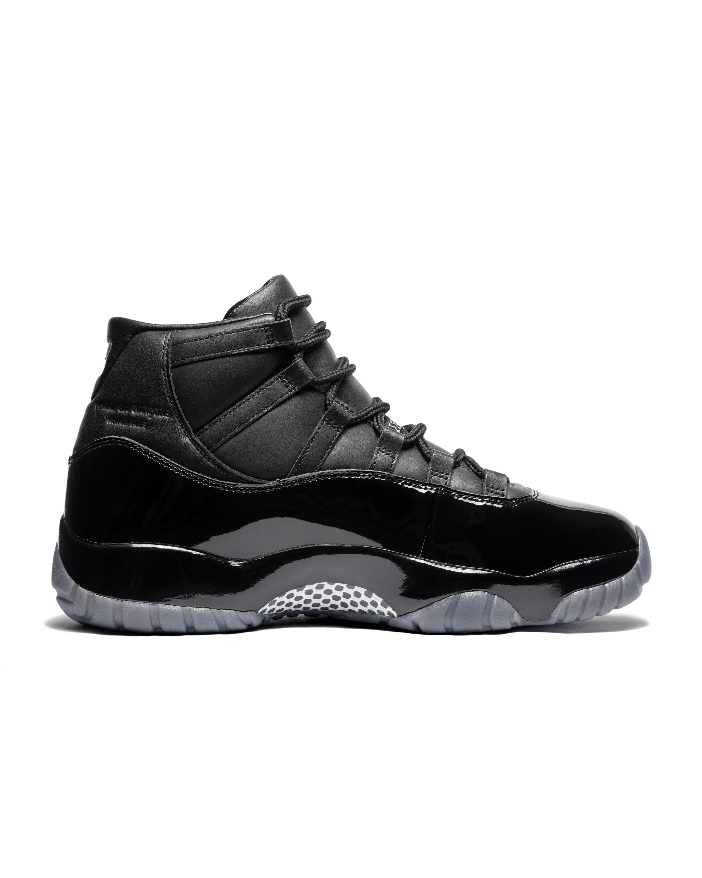 Sneakers Air Jordan 11 in nero 