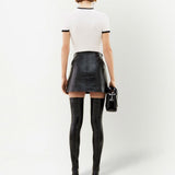 T-shirt con bordo a contrasto in bianco 