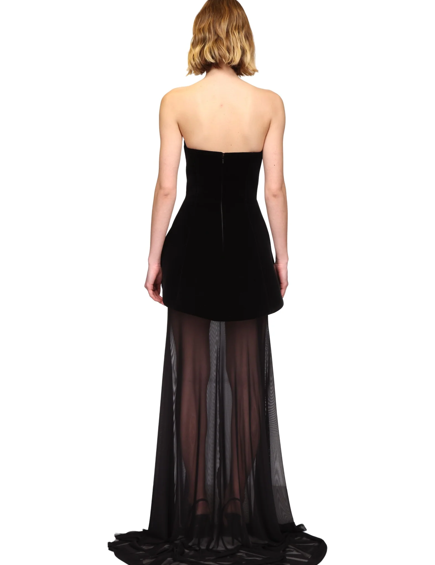 Abito lungo con gonna in mesh in nero 