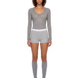 Body girocollo semi-trasparente in grigio 