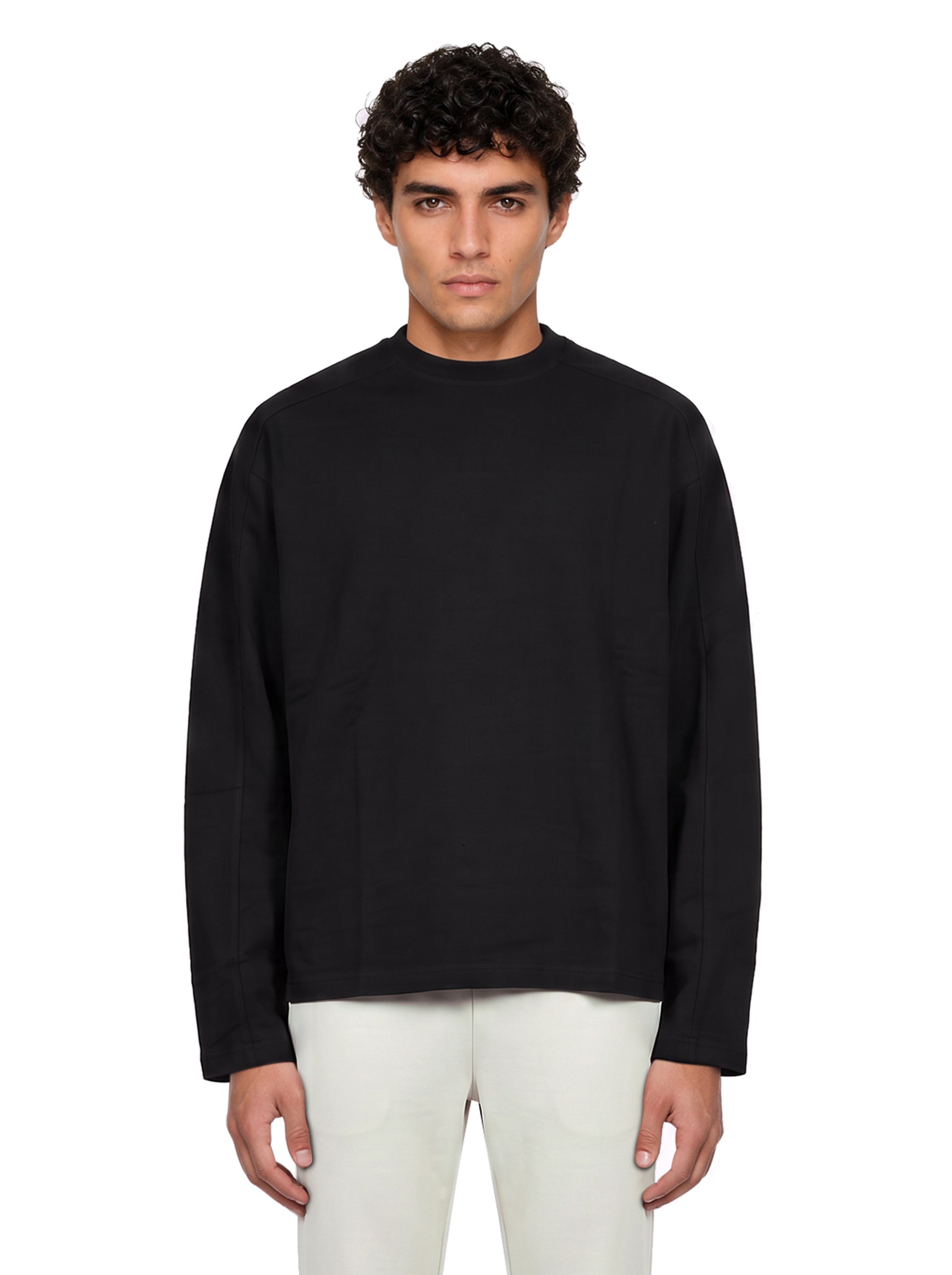 Maglia a manica lunga in nero 