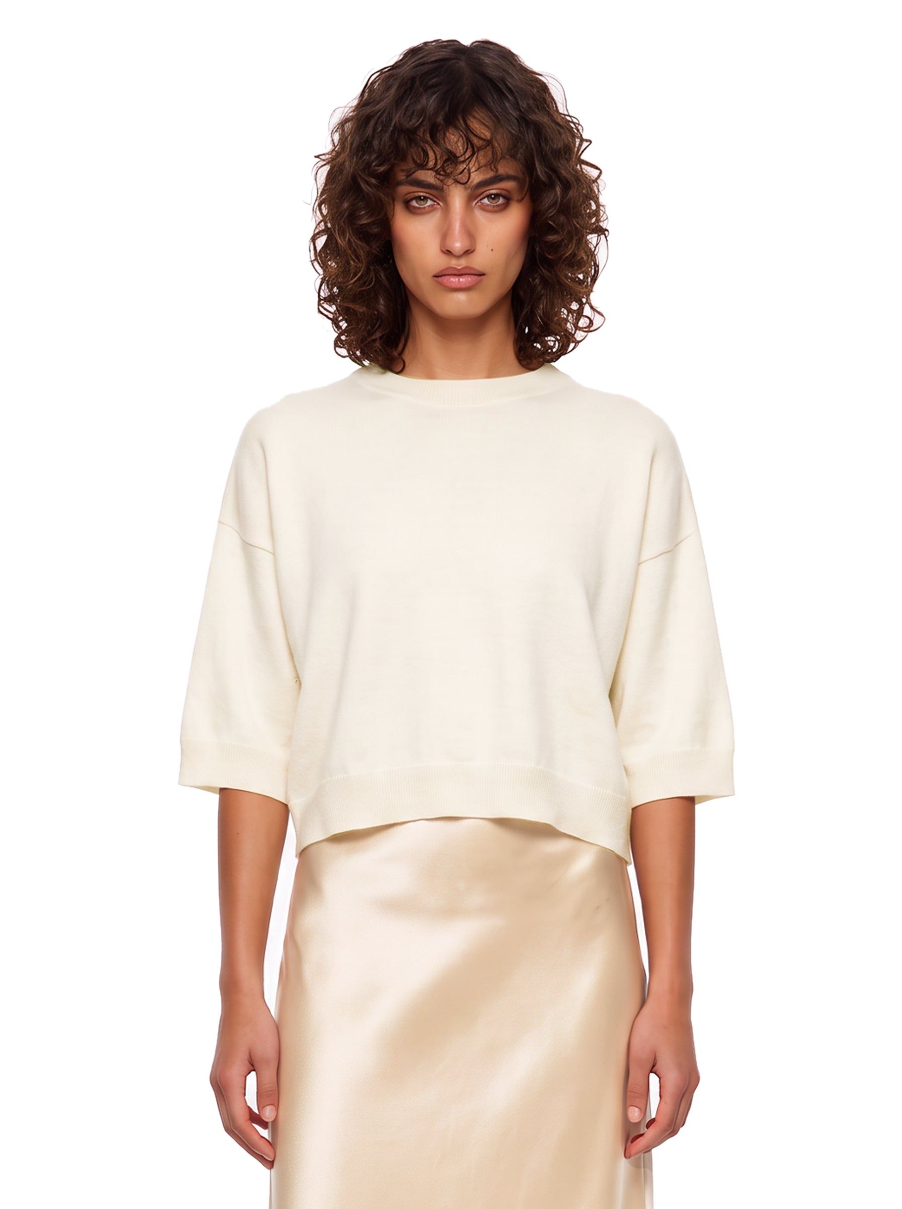 Pullover girocollo con maniche a 3/4 in avorio 