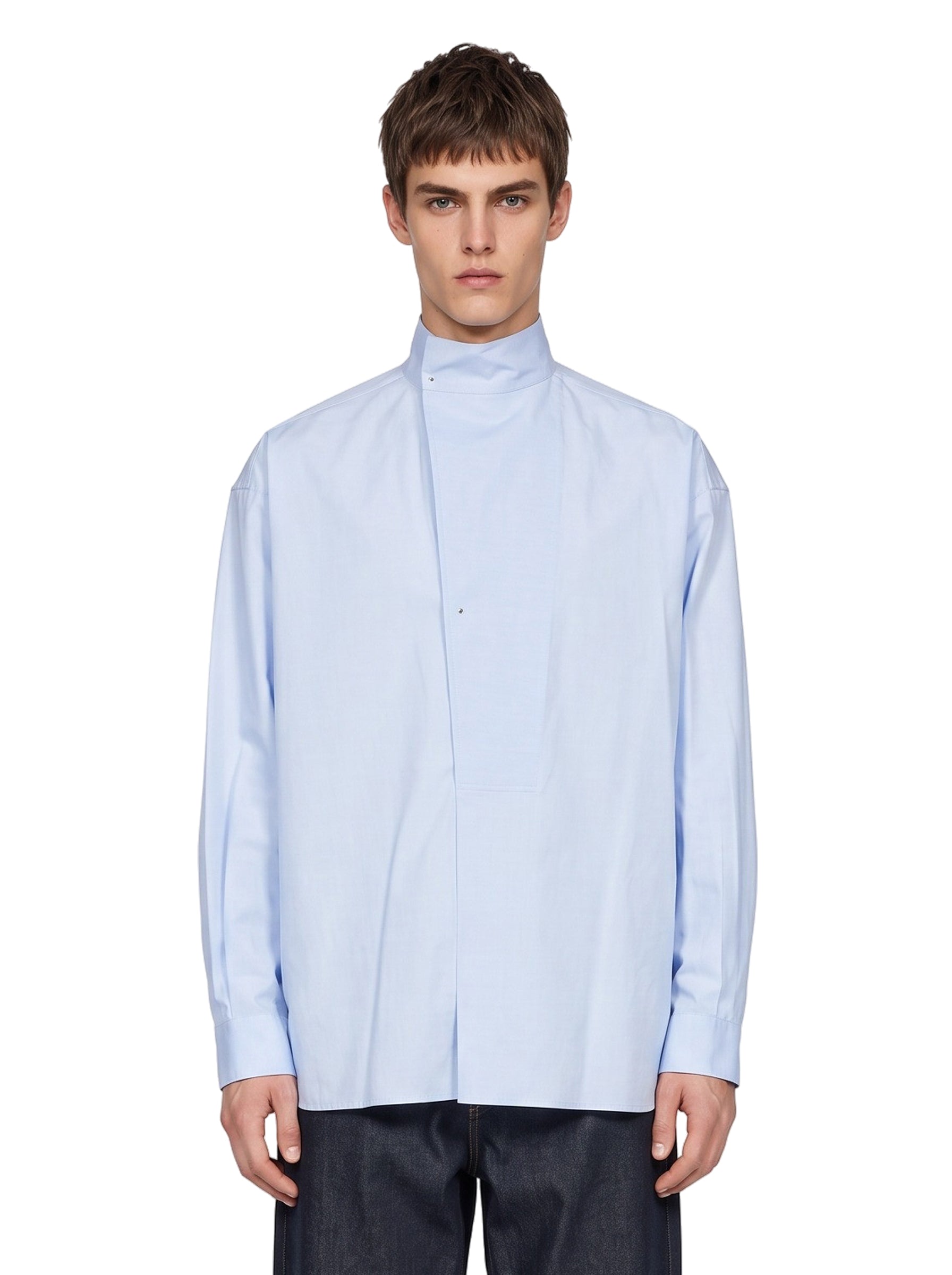 Camicia oversize collo alto in blu 