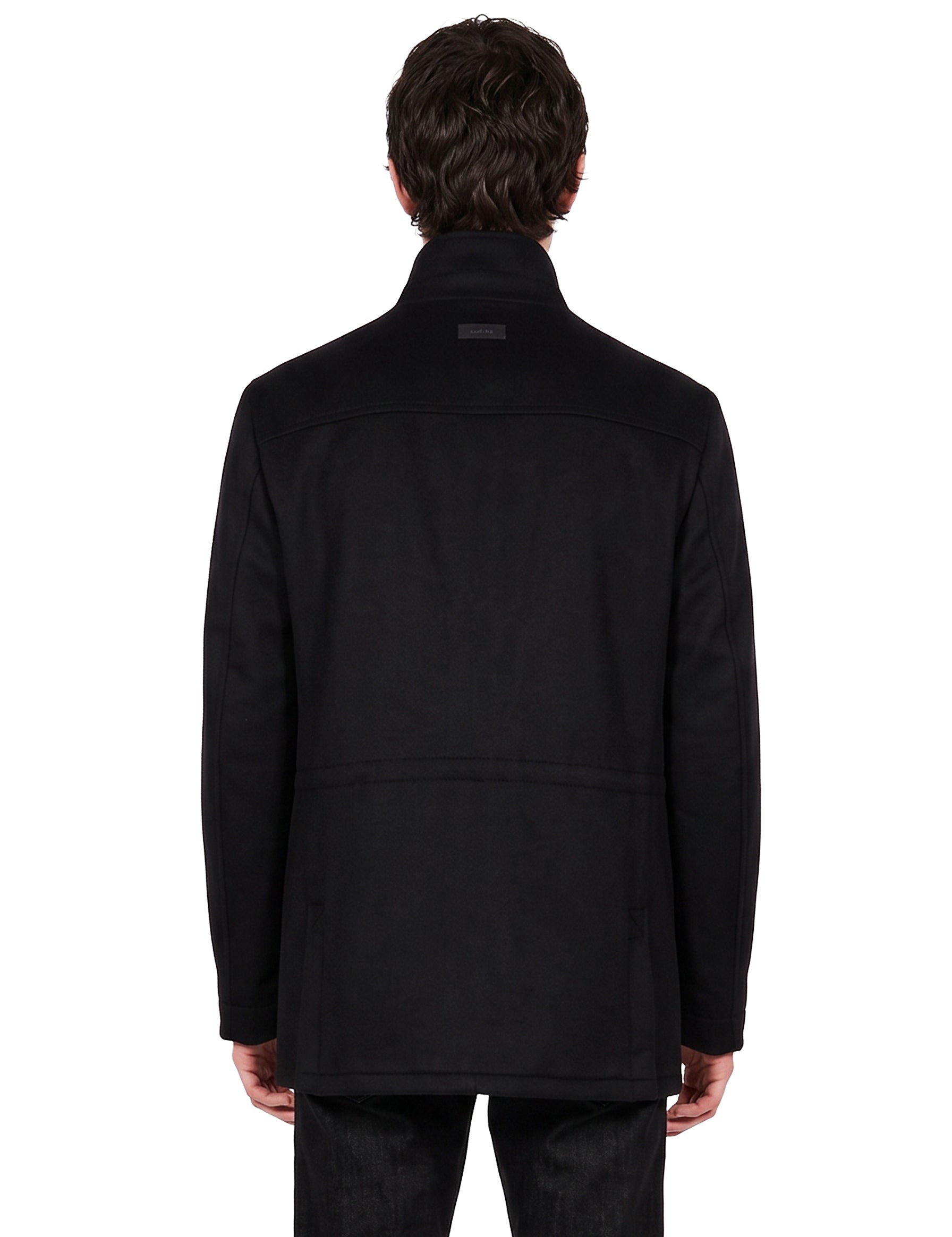 Giacca con tasche in nero 