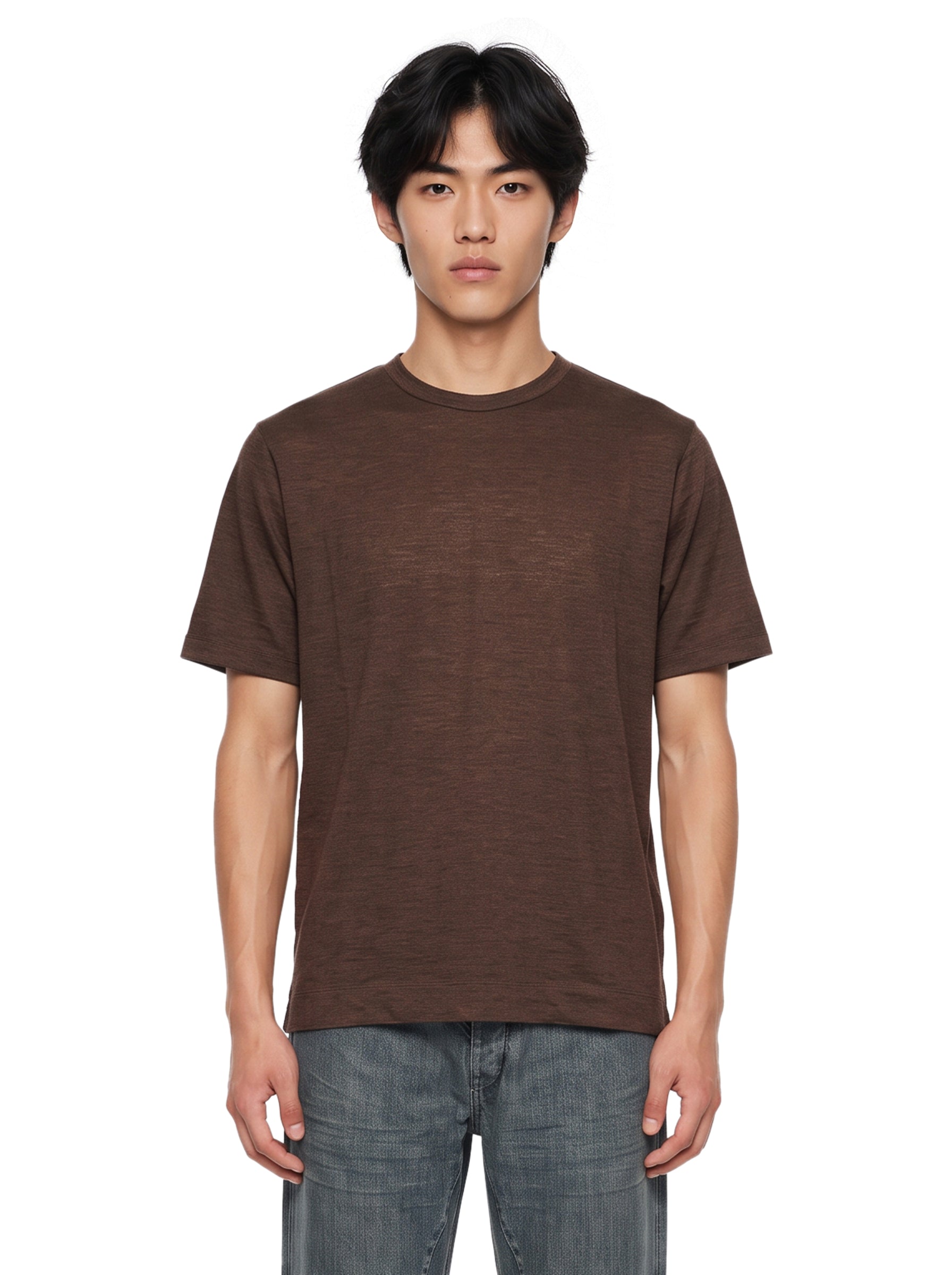 T-shirt paricollo in marrone 