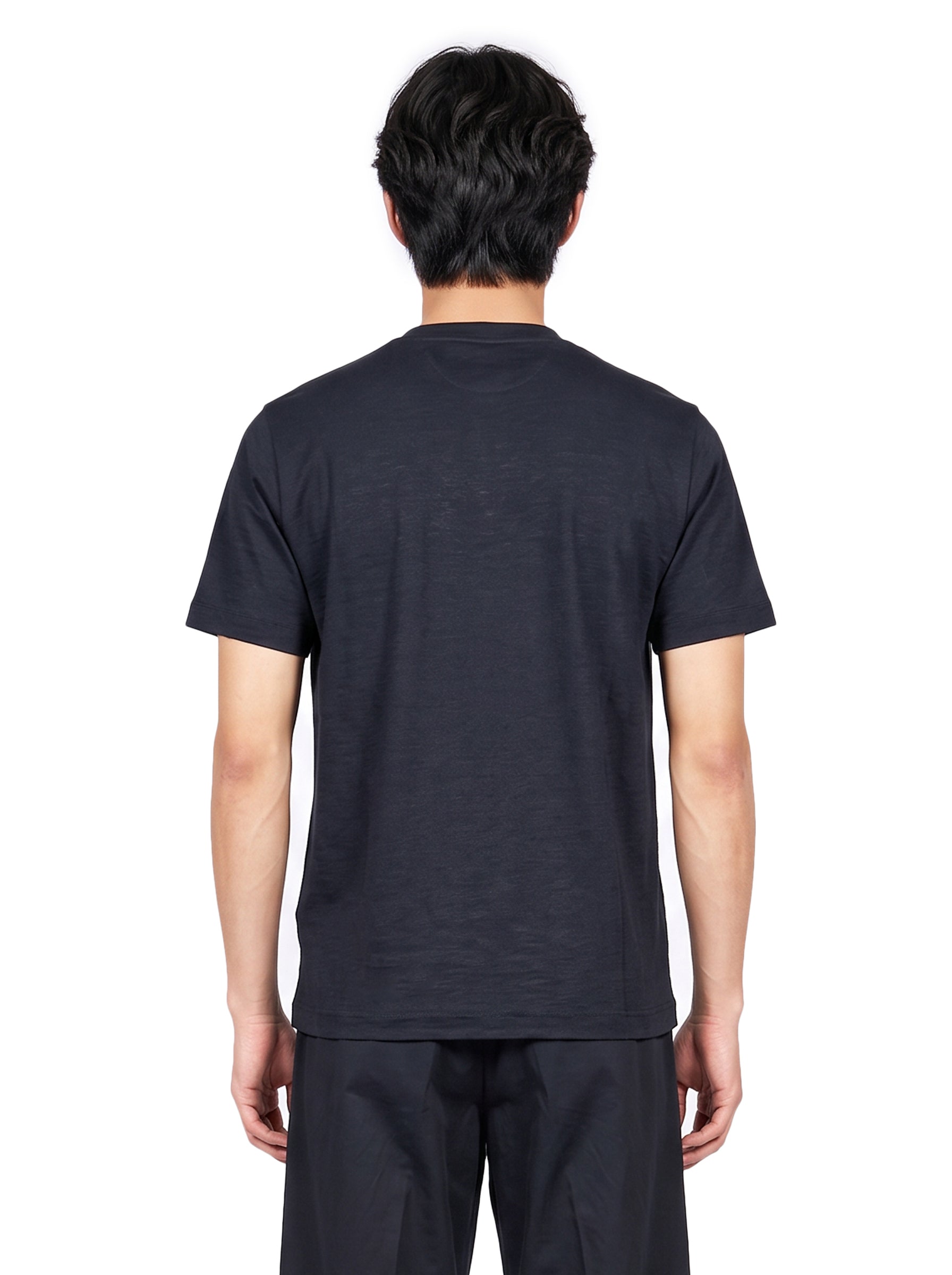 T-shirt paricollo in blu 
