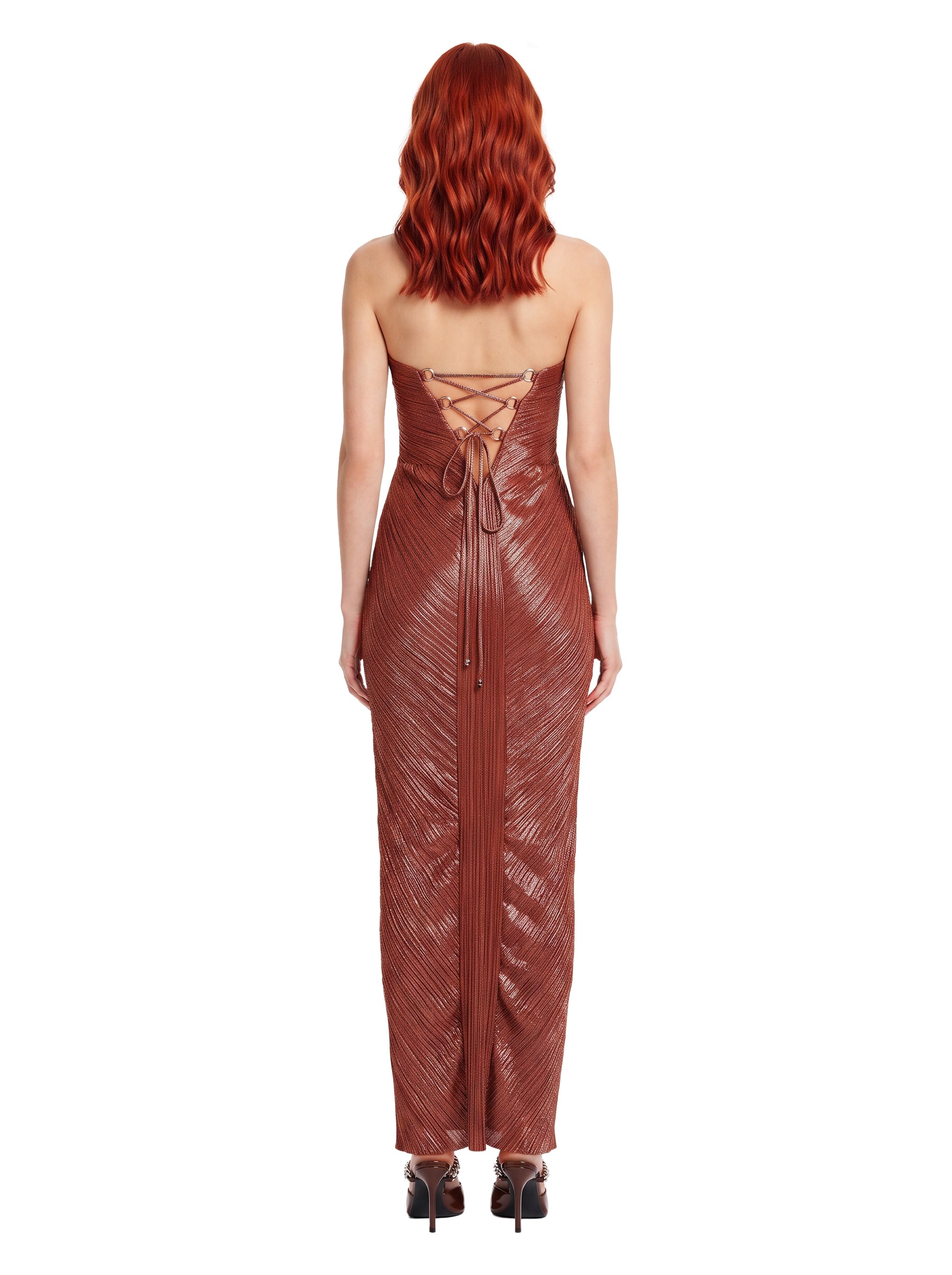 Abito da sera off-shoulder Nadira in rosso 