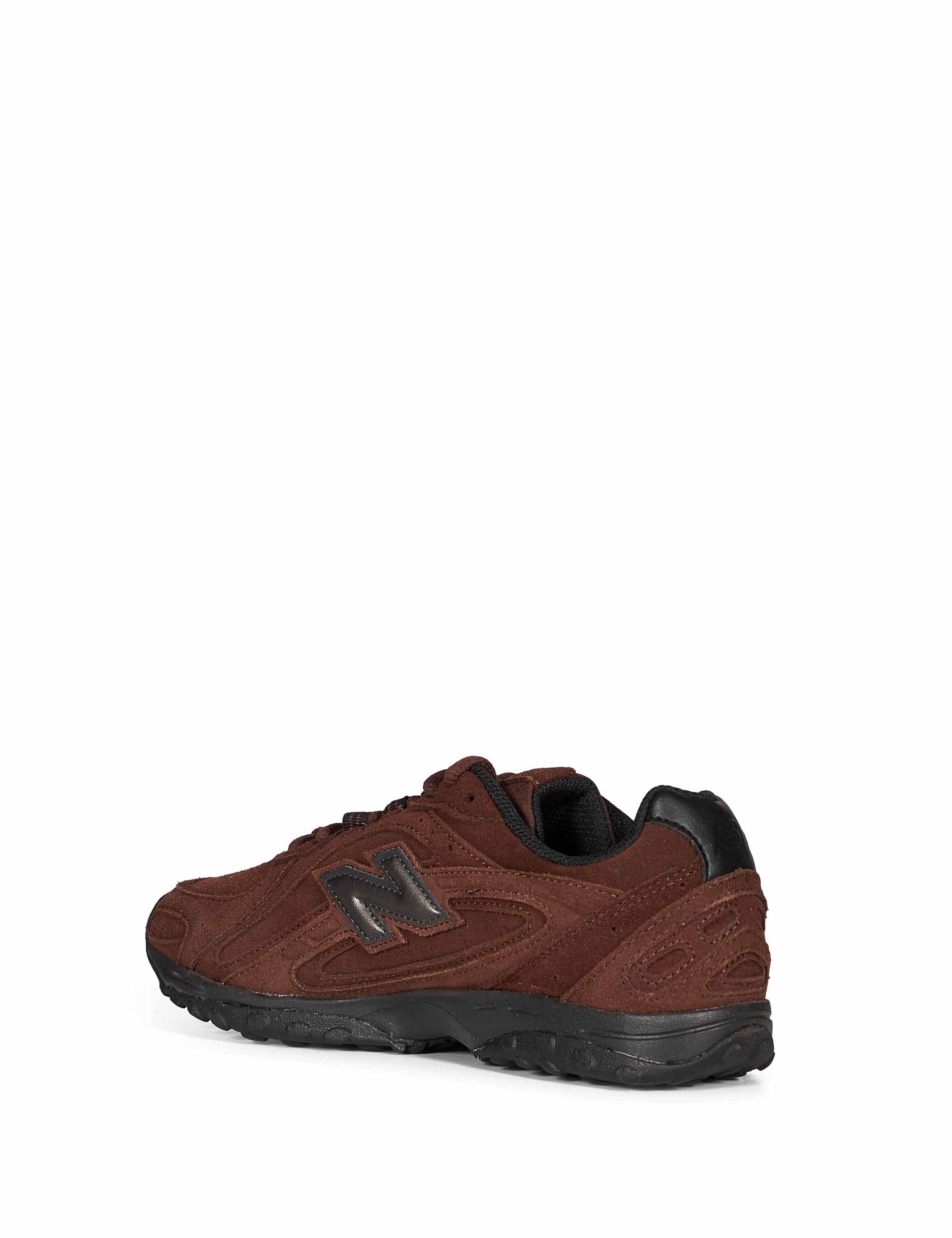 Sneakers 204 in marrone 
