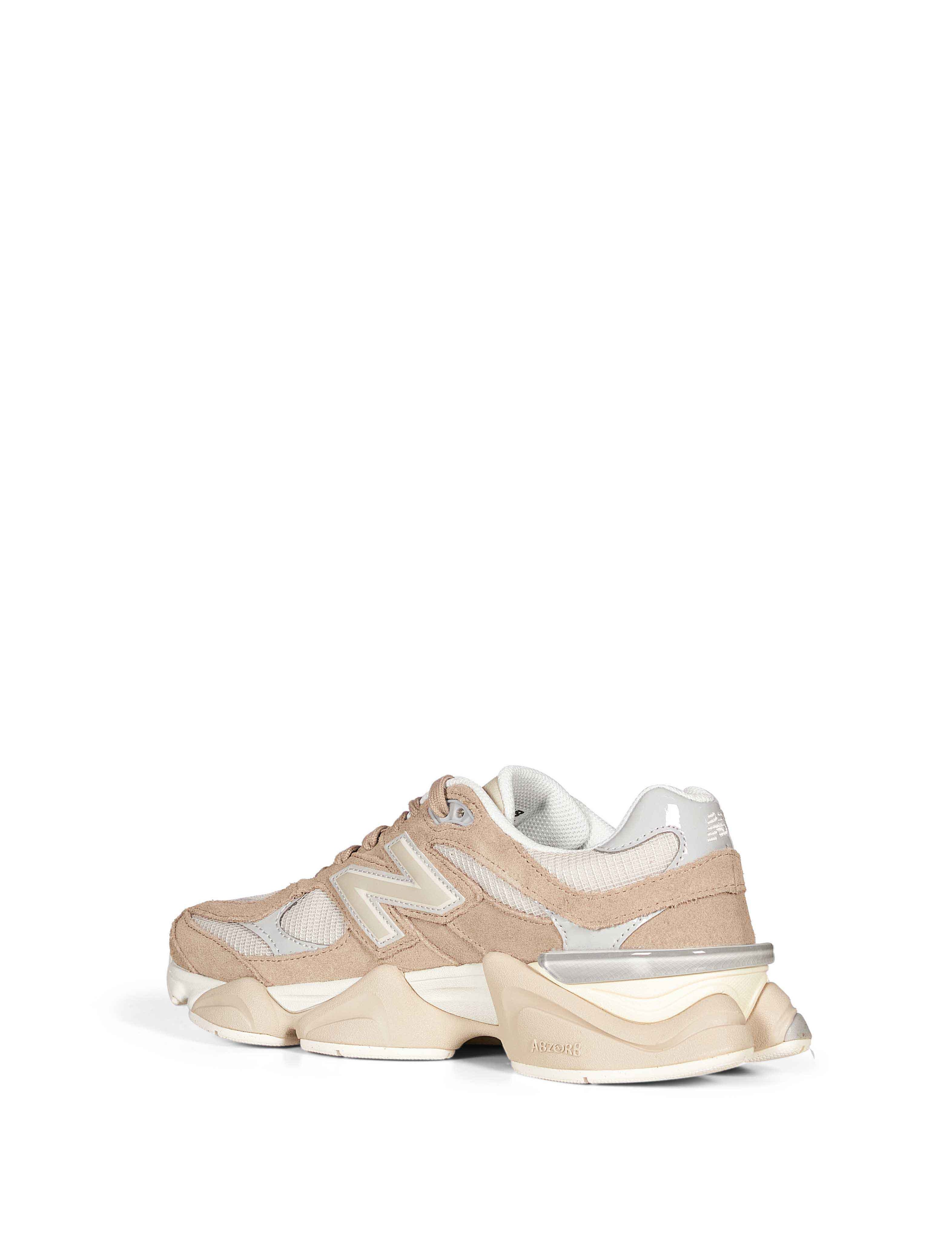 Sneakers 9060 in beige 