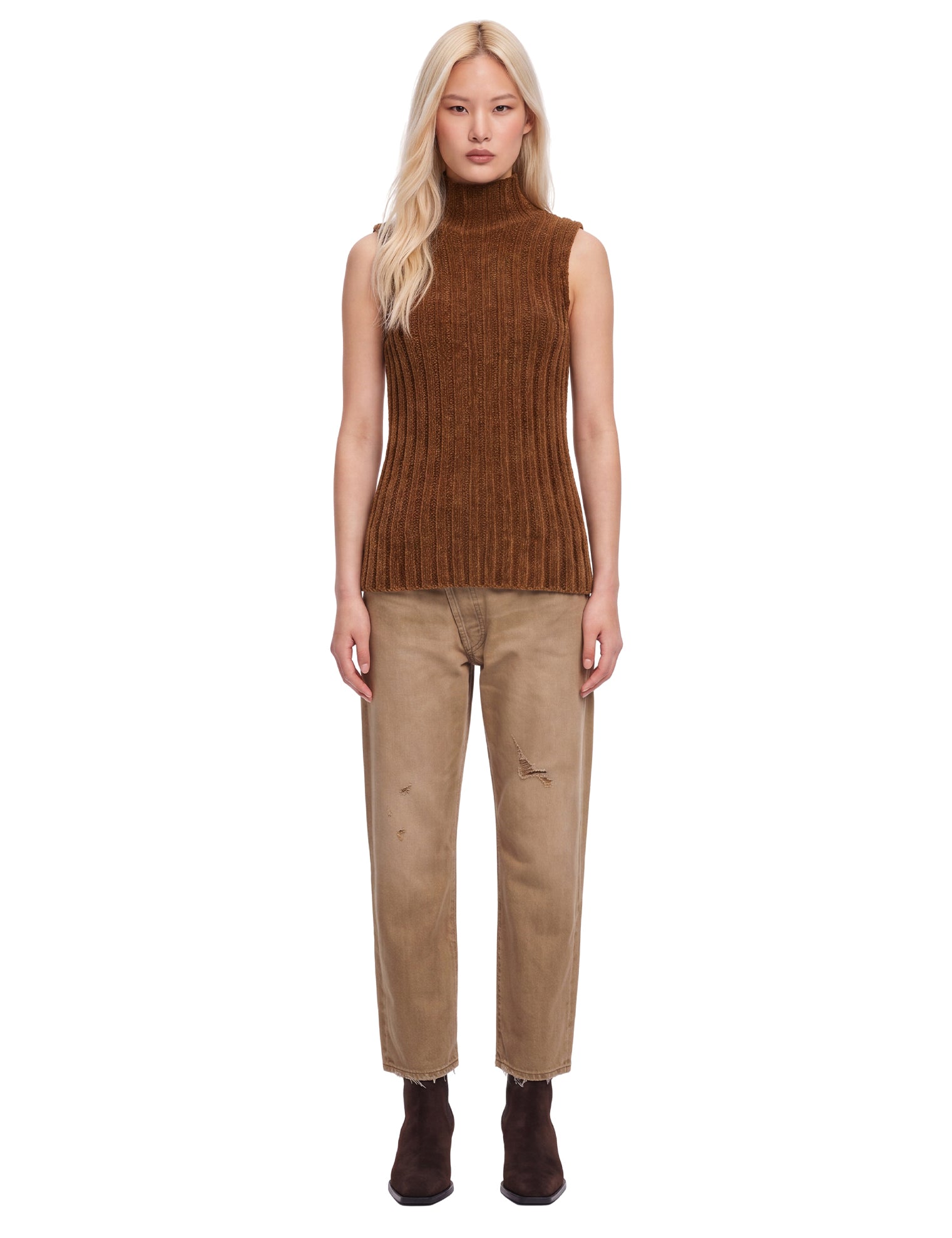 Top a collo alto in marrone 