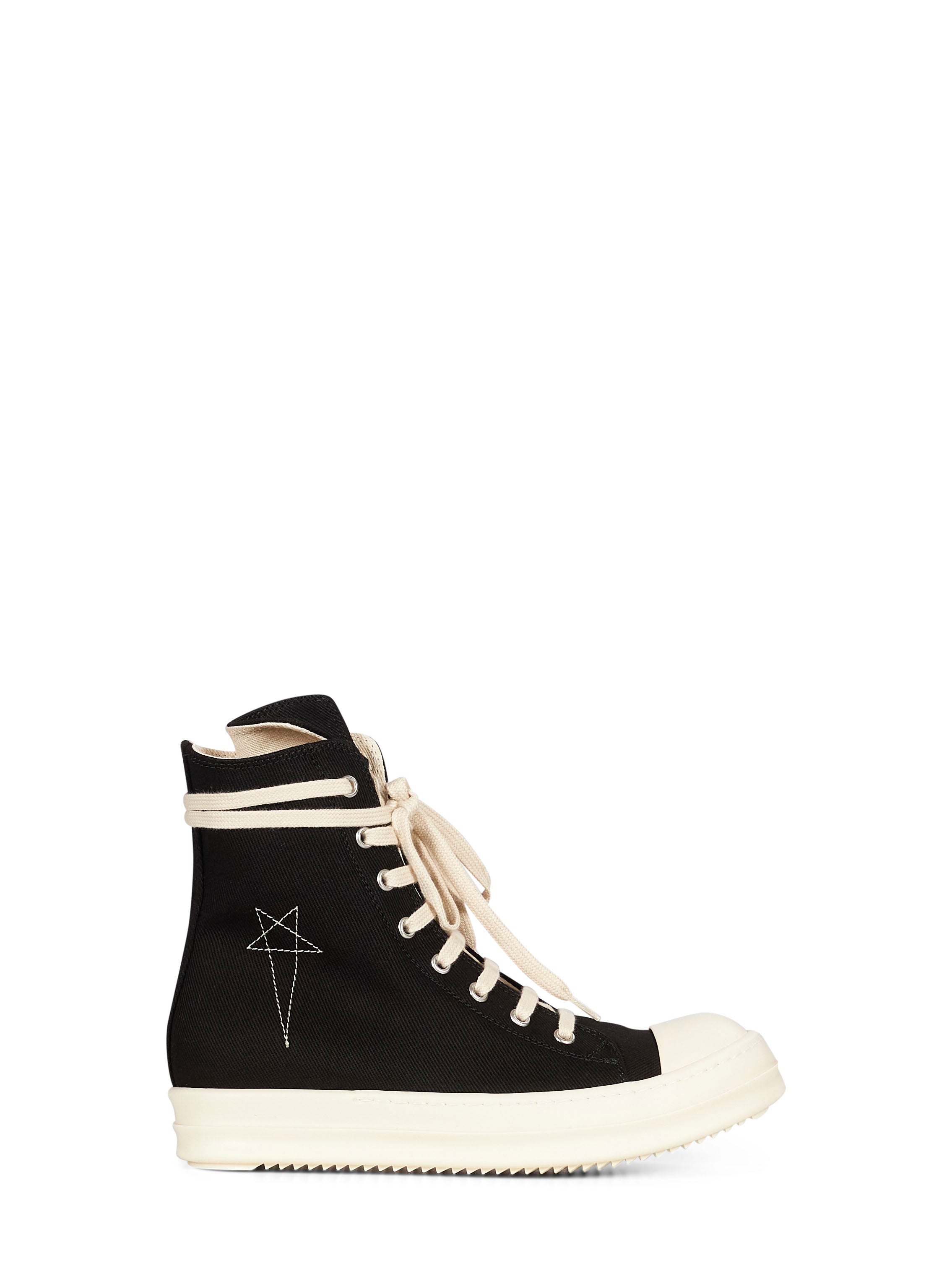 Sneakers alte con ricamo in nero 