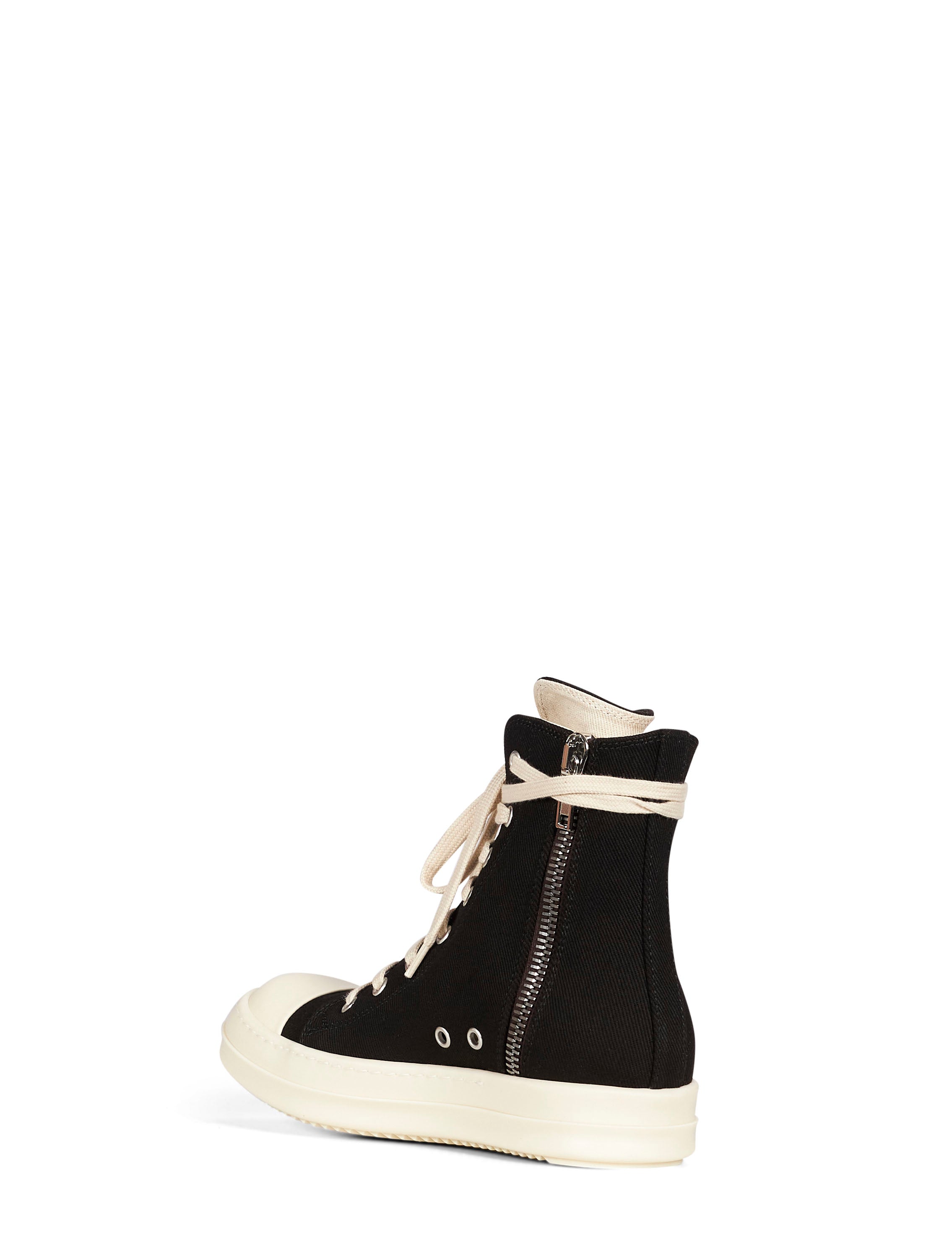 Sneakers stivaletto con stella in nero 