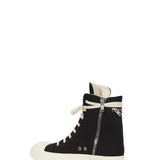 Sneakers alte cargo con tasca in nero 