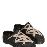 Mules Megalace in pelle in nero 