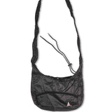 Borsa a tracolla Laki Packable Knot in nero 