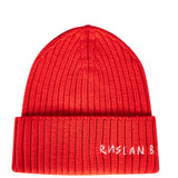 Beanis con ricamo in rosso 