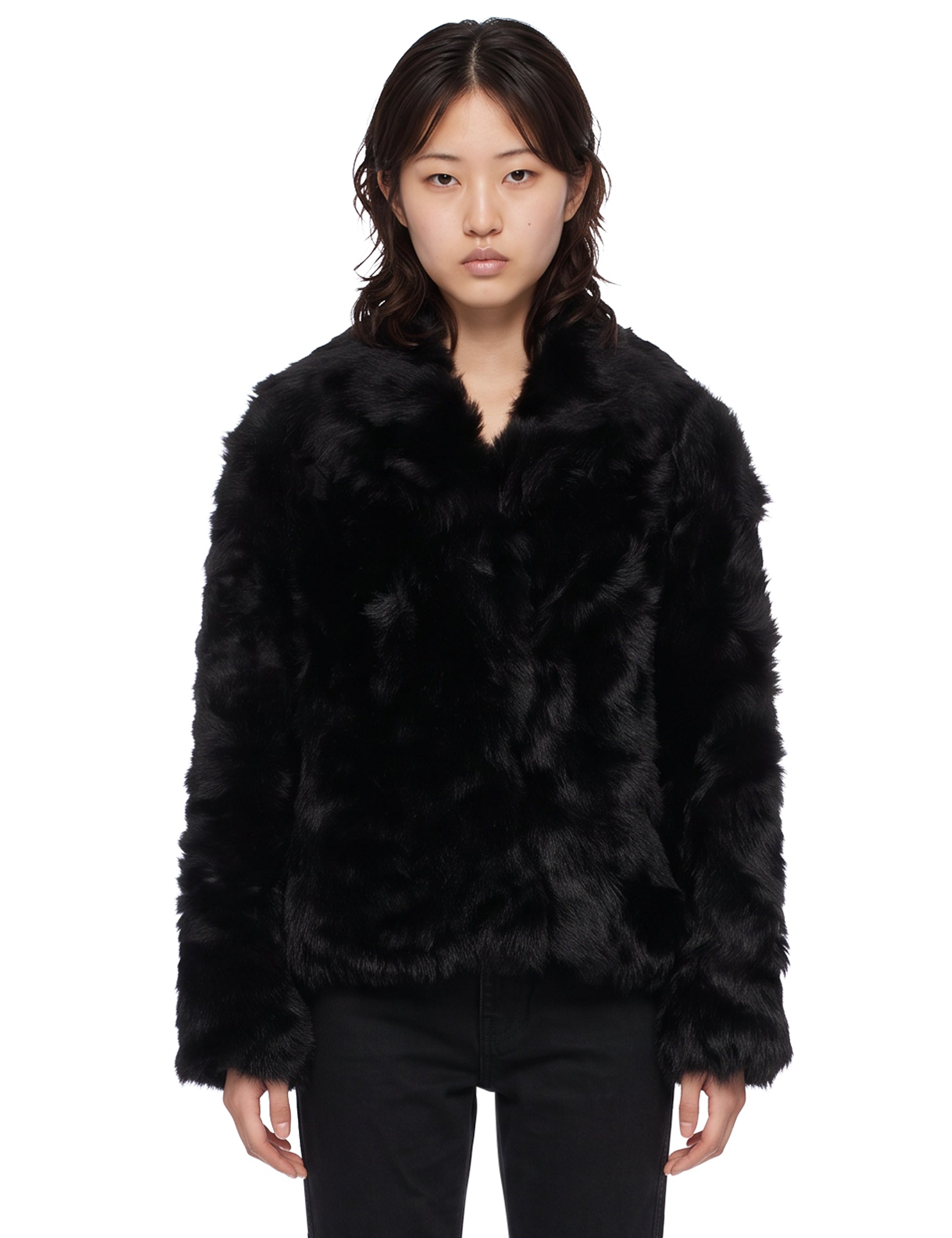 Giacca con scollo a V in shearling in nero 