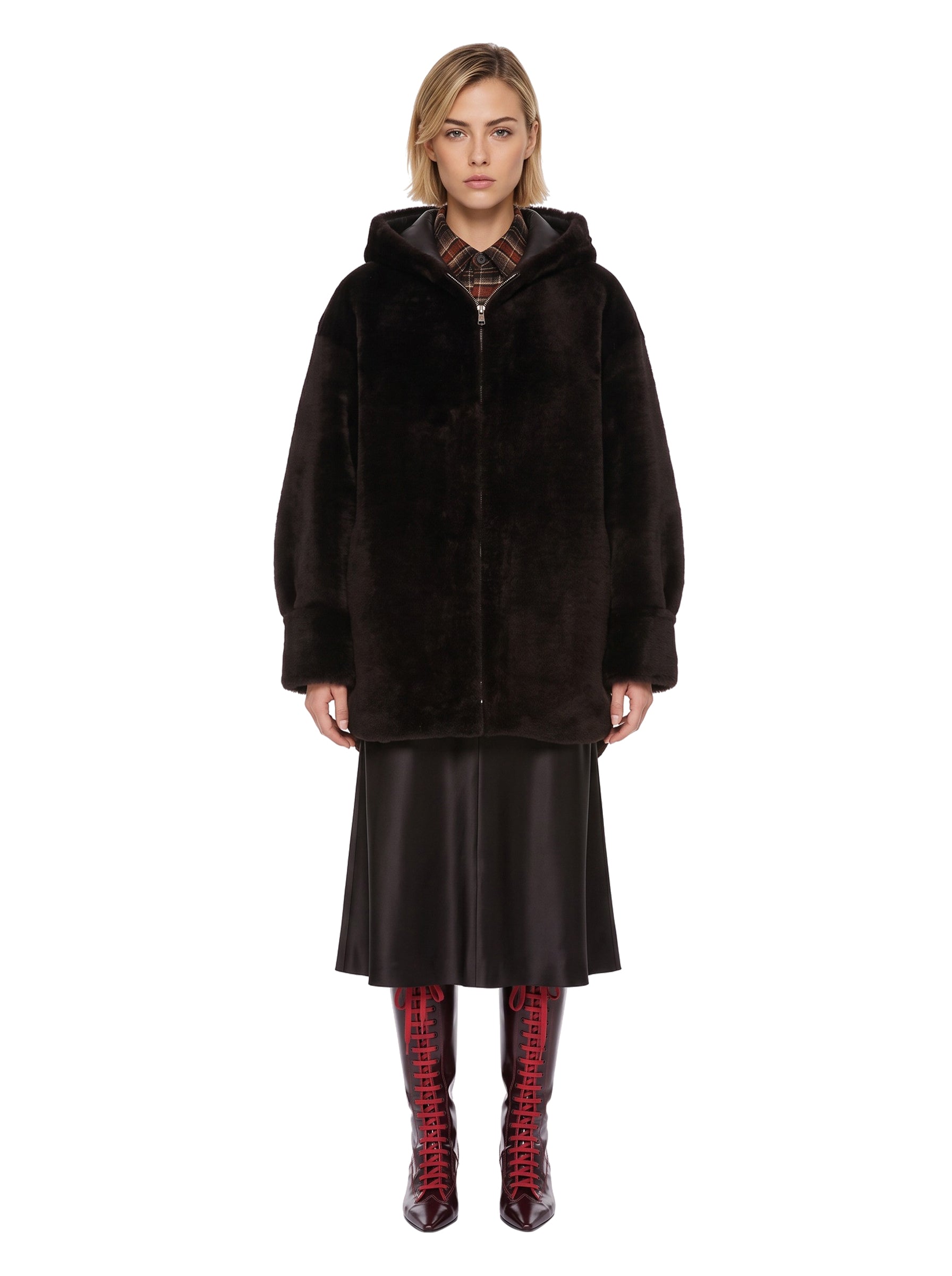 Cappotto con zip in shearling marrone 
