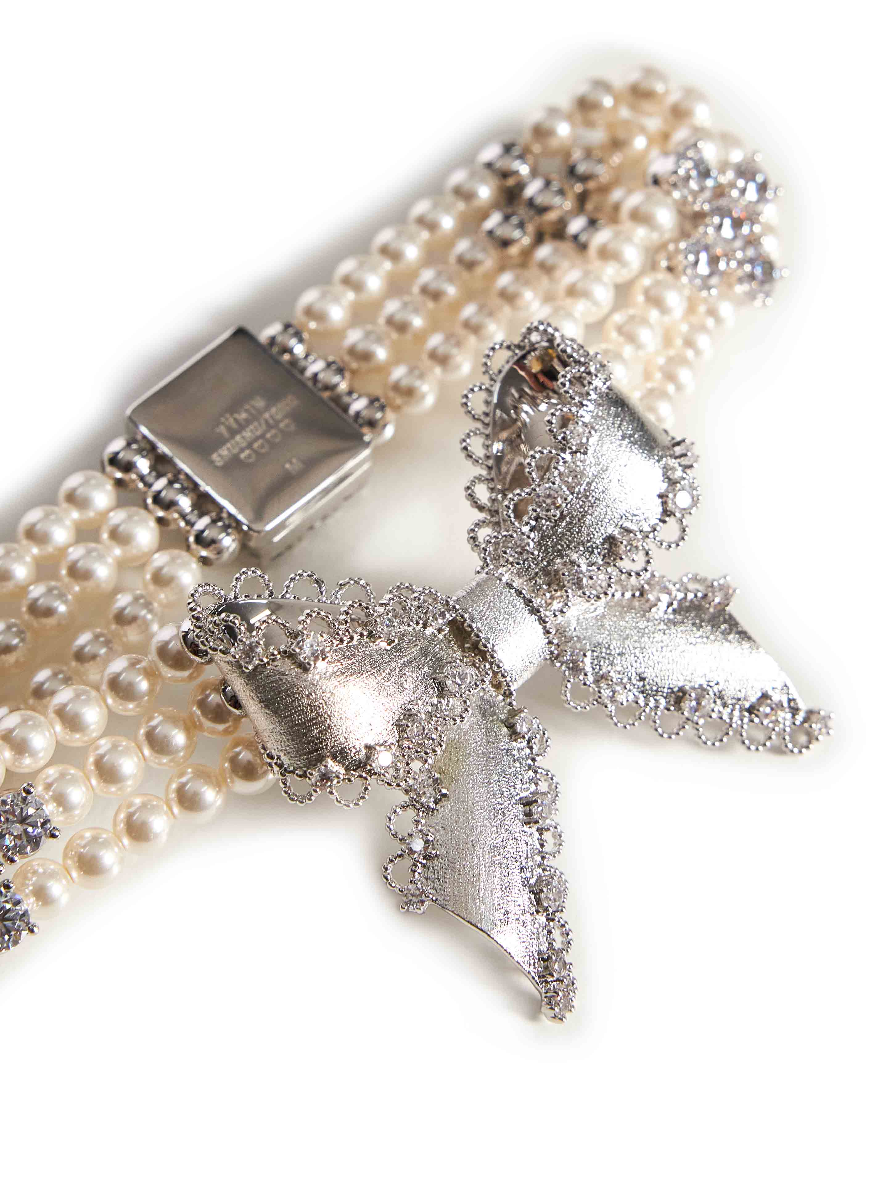 Bracciale con perle e cristalli in avorio 
