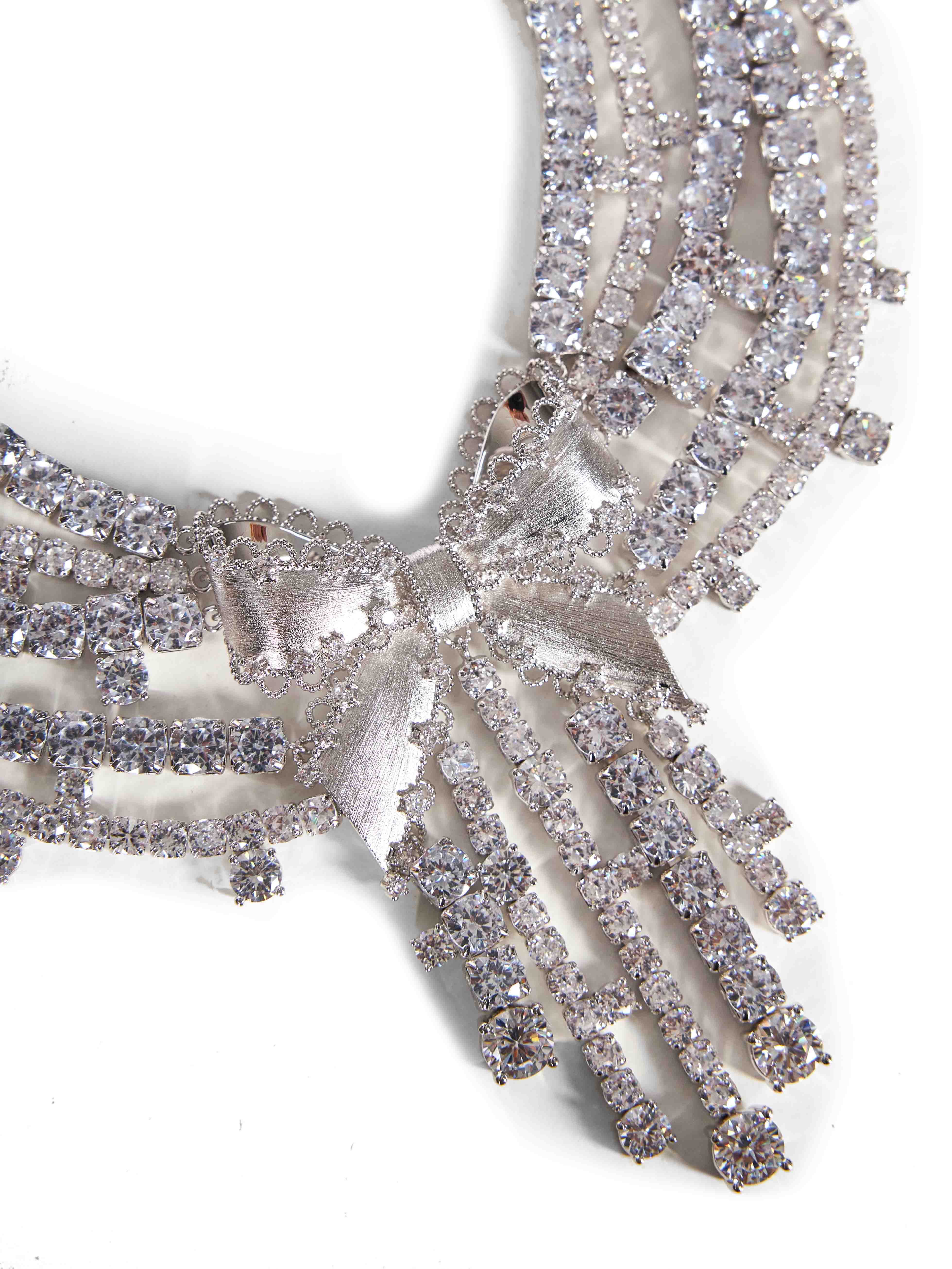 Collana con cristalli in argento 