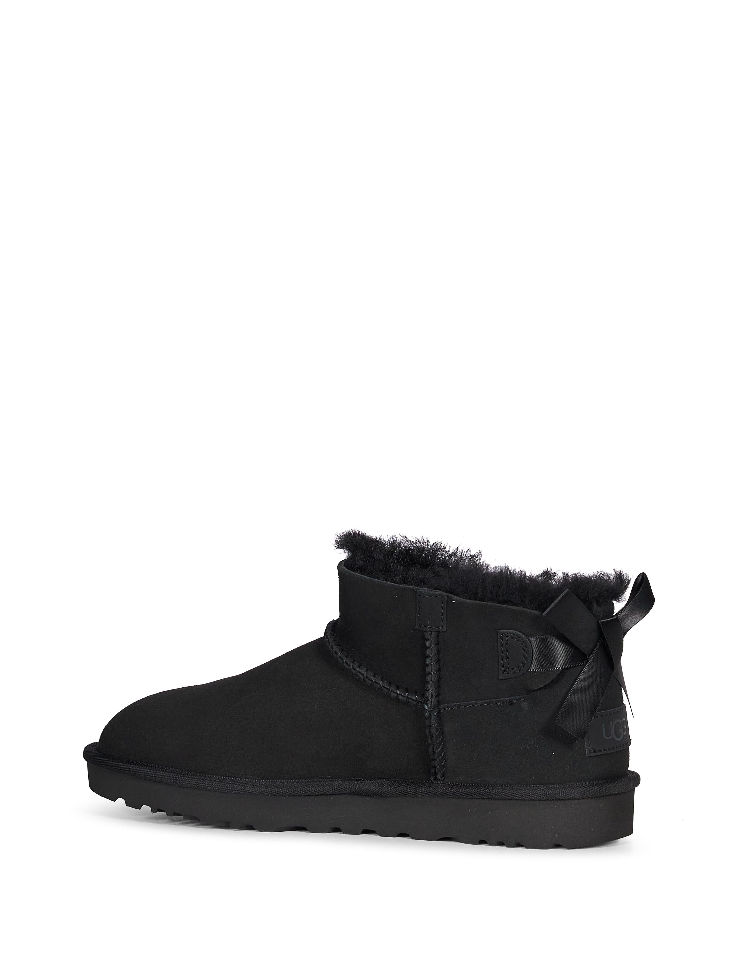 Stivaletti Ultra Mini Bailey in nero 