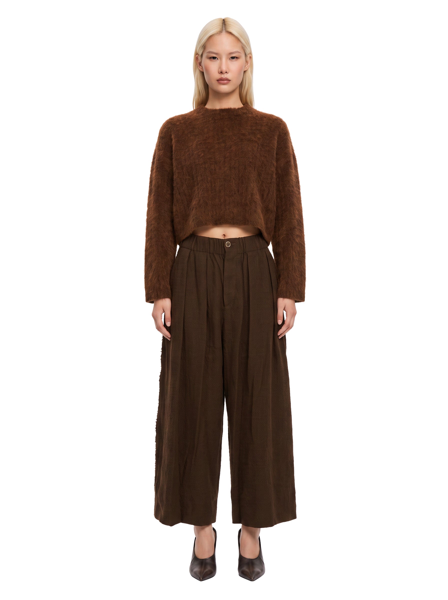 Maglione a girocollo con texture morbida in marrone 