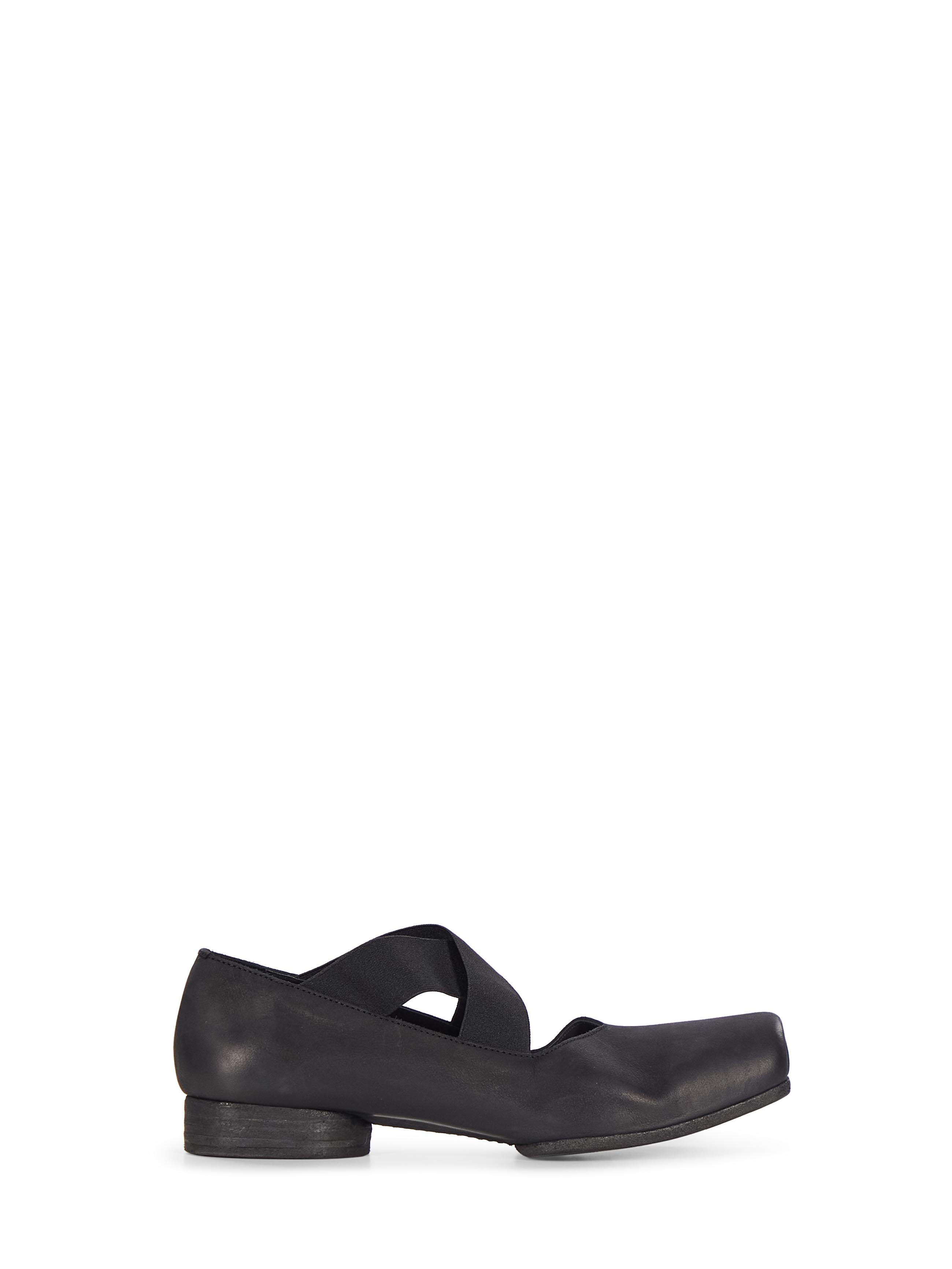 Ballerine in pelle con elastico incrociato in nero 