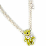 Collana con perle Bear con ciondolo in verde 