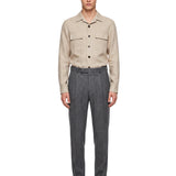 Pantaloni in lana a gamba dritta in grigio 