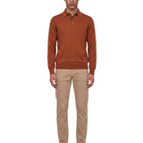 Pantaloni con pieghe in beige 