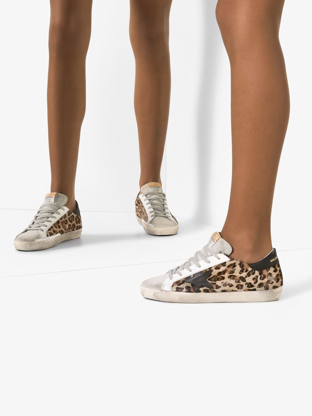 Sneakers super-star con stampa leopardata in marrone e nero - donna 