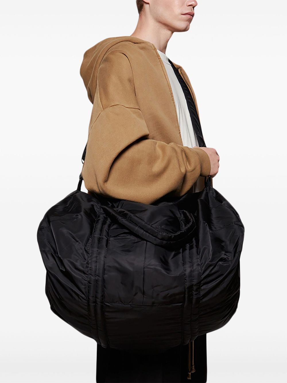 Borsone con due manici piatti in nero Entire studios - unisex 