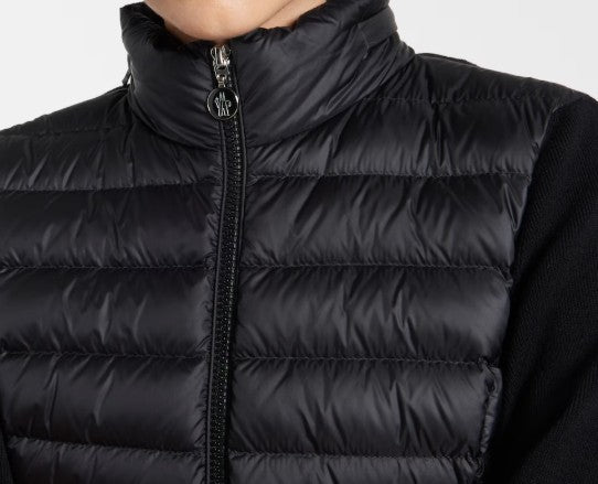 Giacca imbottita con maniche in maglia in nero Moncler - donna 