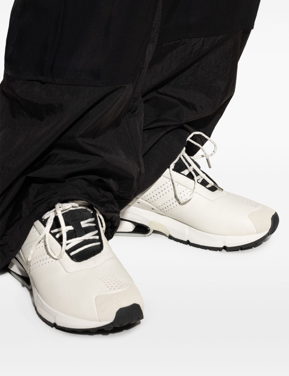 Sneakers traforate in bianco Y-3 - unisex 