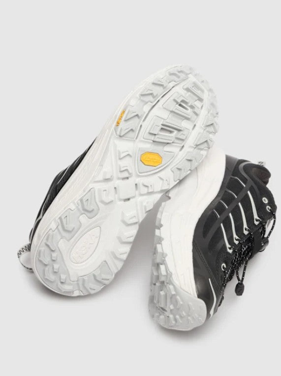 Sneakers Mafate Three 2 in nero e bianco Hoka - uomo 