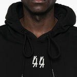 Felpa con cappuccio mini logo in nero 44 label group - uomo 