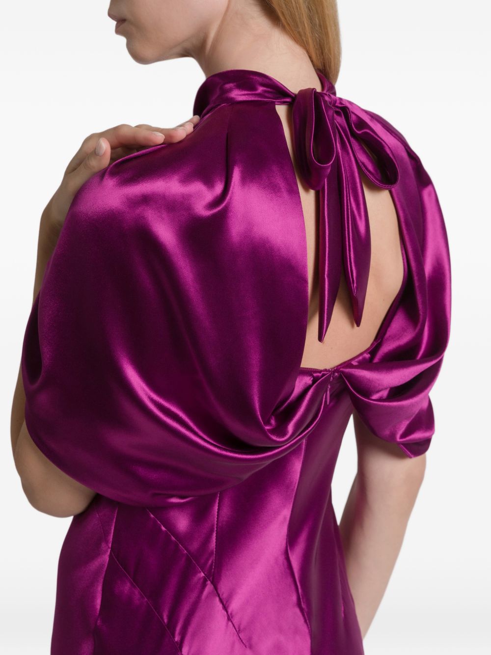Abito mai con design satinato in viola 