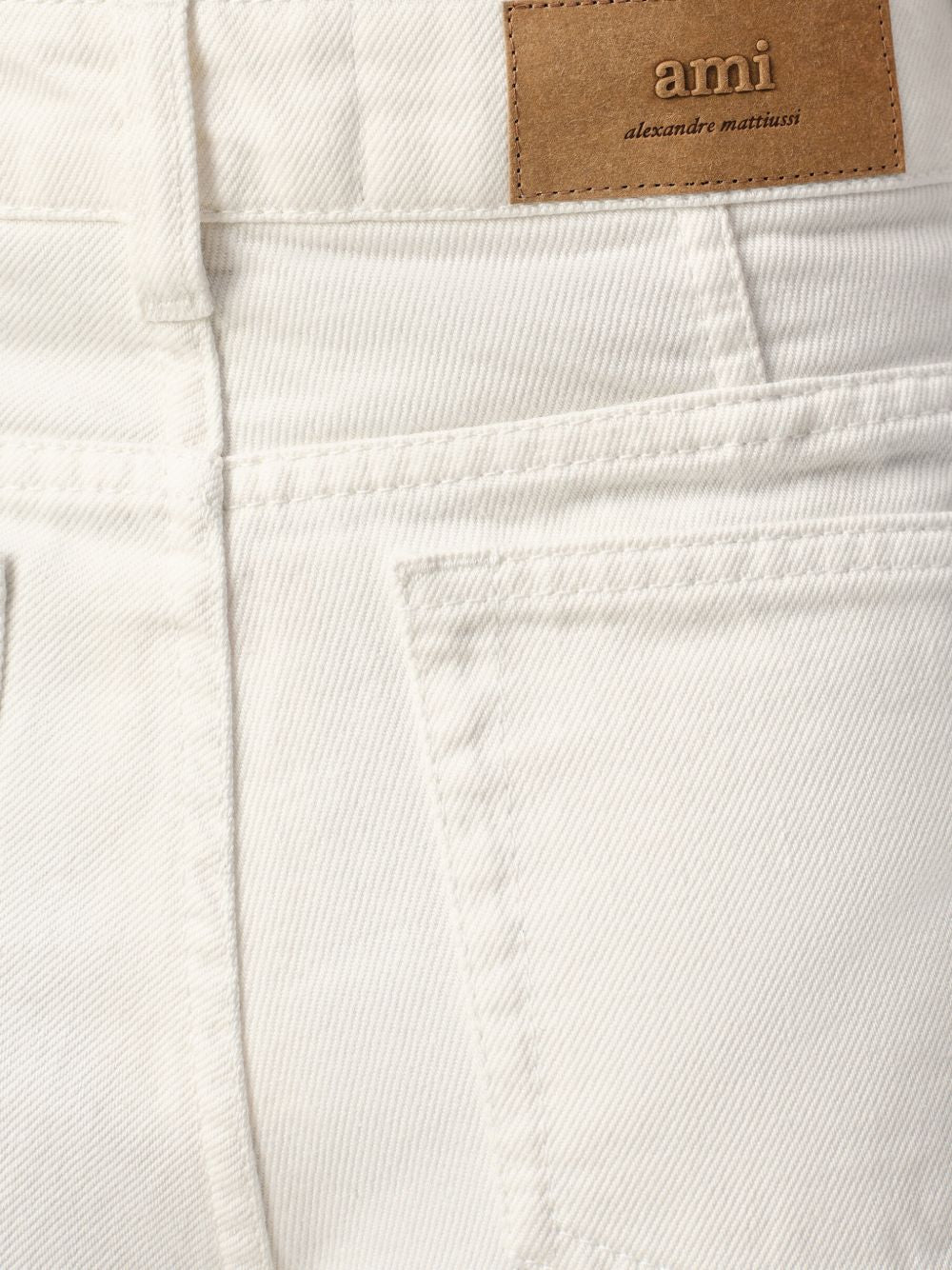 Pantaloncini in jeans di cotone in avorio Ami paris - donna 