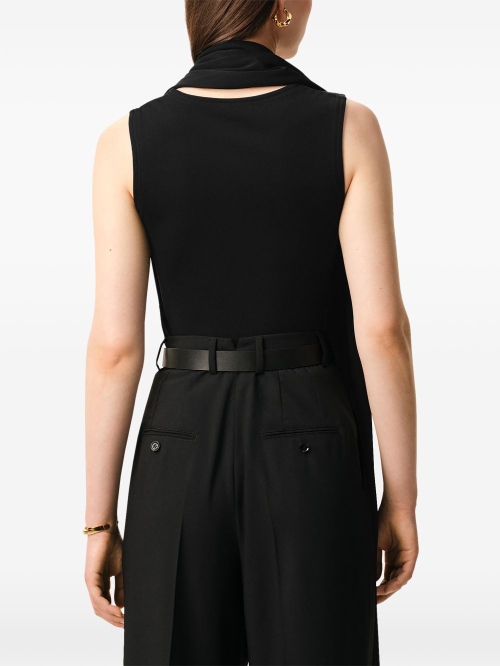 Top Lavalliere con foulard in nero 