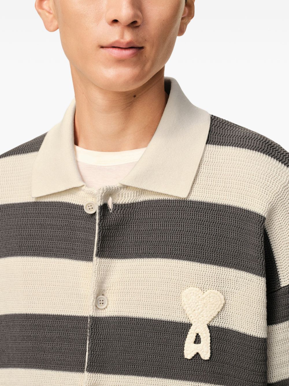 Cardigan ami de coeur con patch cuore in bianco Ami paris - uomo 