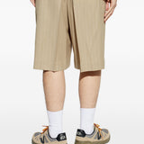 Shorts gessati con pieghe in beige Ami paris - uomo 
