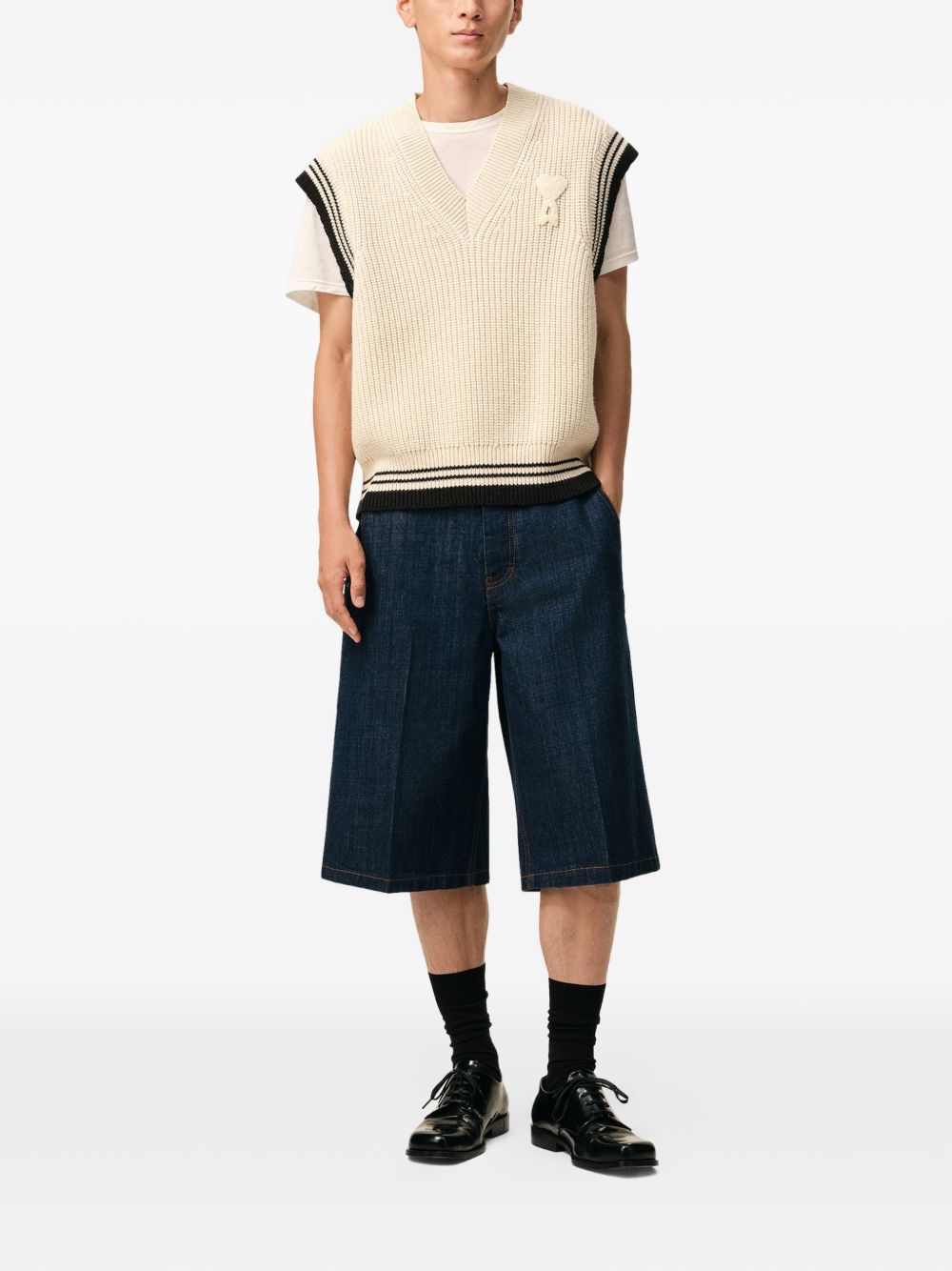Gilet con scollo a v ami de coeur in beige Ami paris - unisex 