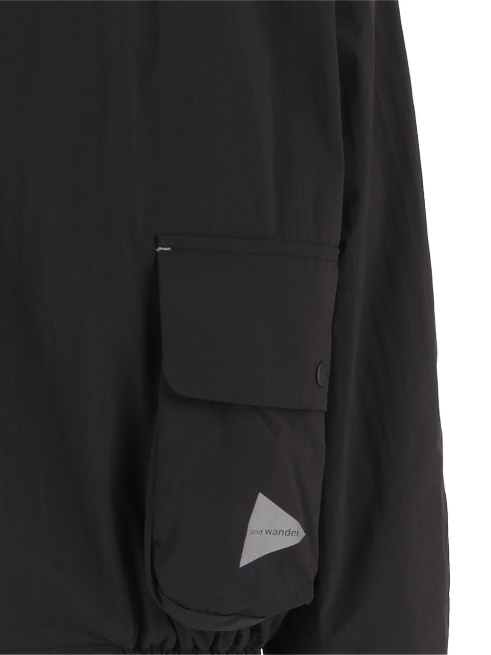 Giacca con cappuccio in nero And wander - uomo 