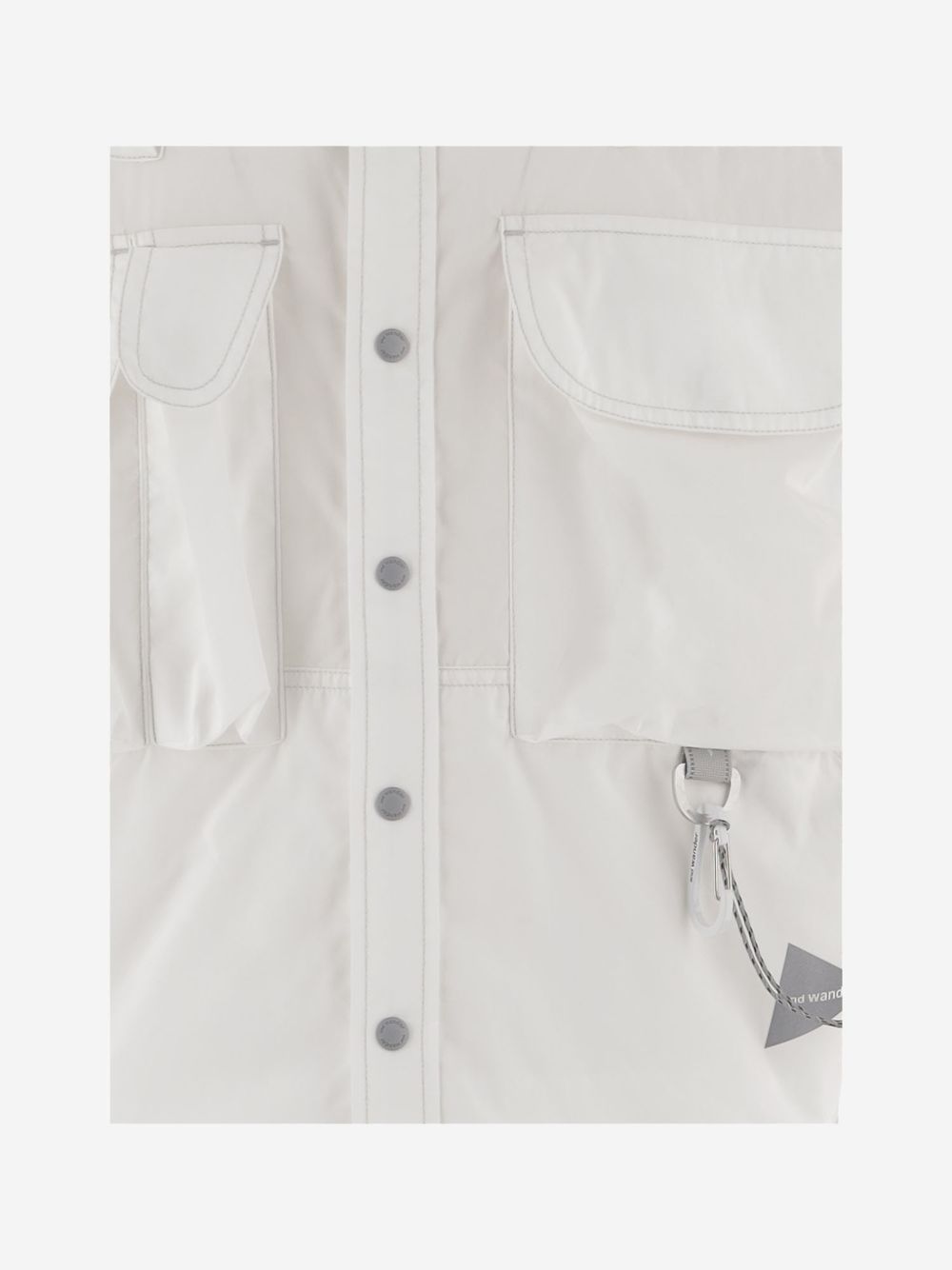 Camicia con tasche in bianco and Wander - uomo 